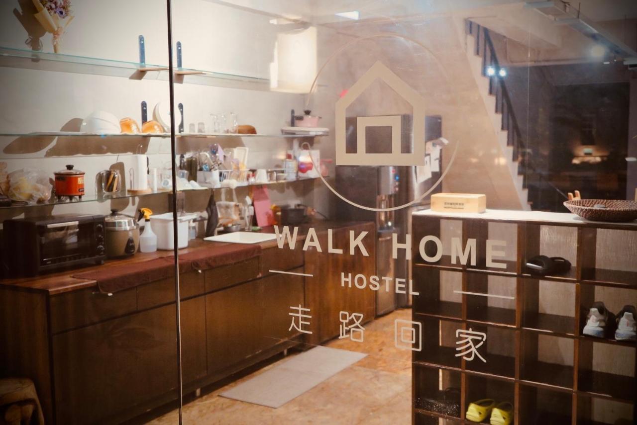 Walk Home Hostel Chiayi City Exterior foto